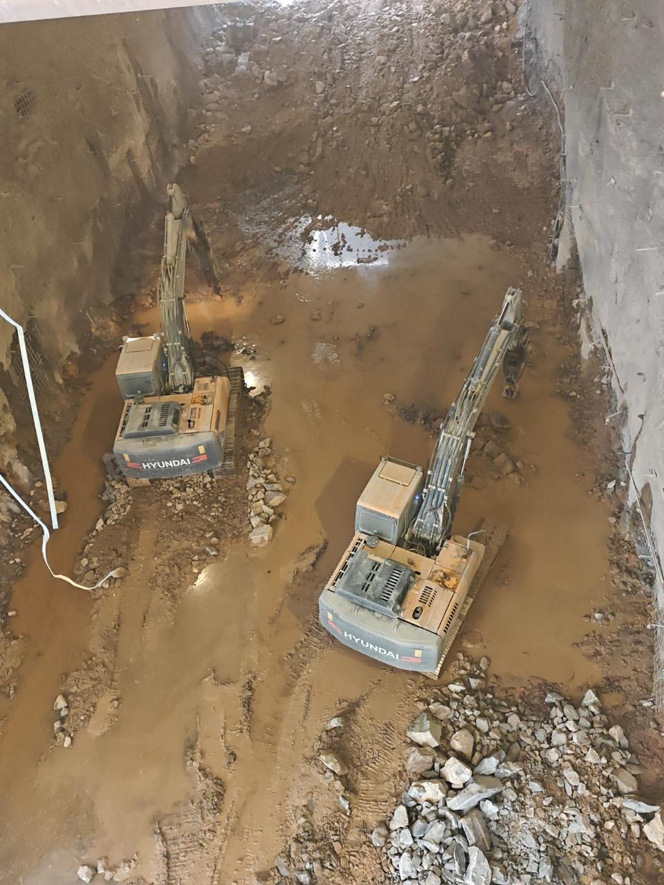 Reinforcement cage installation inside tunnel